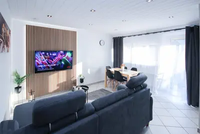 Image de 3 room duplex apartment 6 people Zuffenhausen Porsche