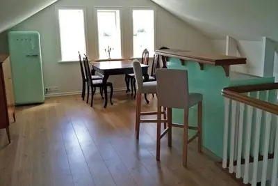 Image de Gula Huset Mellan Kungälv, Torslanda och Göteborg