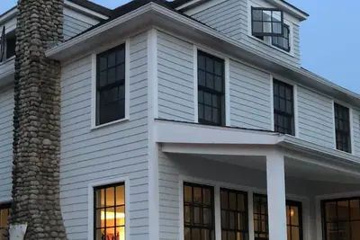 Image de The Chester House, oceanside in the village, private wharf