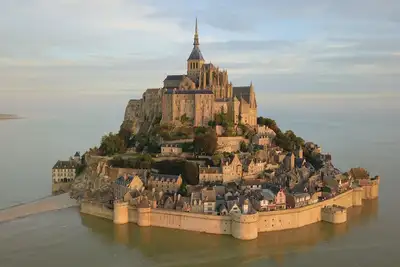 Image de Maison indépendante au calme, a 10 minute  du Mont Saint Michel