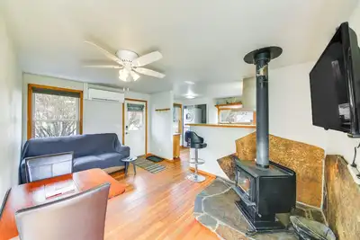 Image de Clark Fork Vacation Home w\/ Wood Stove Near Lake!
