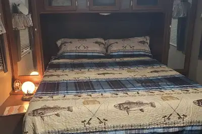 Image de Fun Fly fisherman theme Rv with Ac