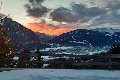 Image de Neues Wunderschönes Apartment mit Herrlicher Aussicht auf die Lienzer Dolomiten