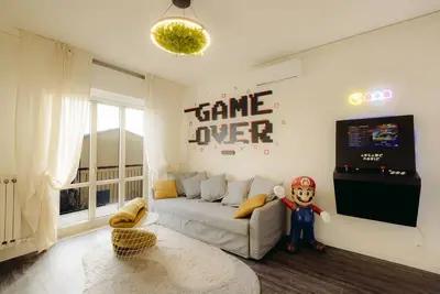 Image de [Arcade House] Verona Fair Netflix + Videogame