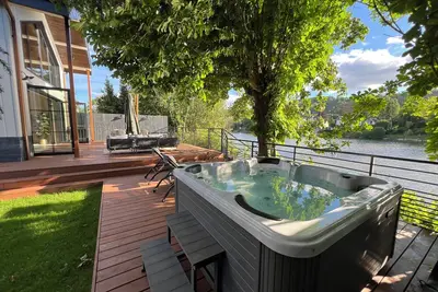 Image de La Vie Sage - Villa de Lux avec Jacuzzi et Sauna, La Vie Sage Maison de Luxe au bord de Seine avec J