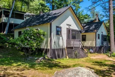 Bear Cub Cabin- Waterfront Cabin