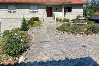 Image de Peaceful And Picturesque Newly Renovated