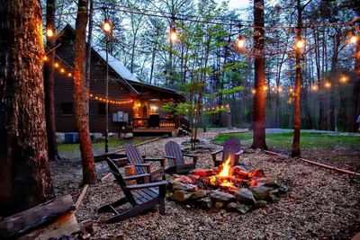 Image de Secluded Cabin | Games, Fire Pit, Hot Tub, Pet Ok