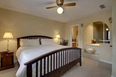 Rivers Edge Condo 902