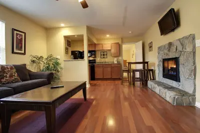 Bavarian Brook Condo 11