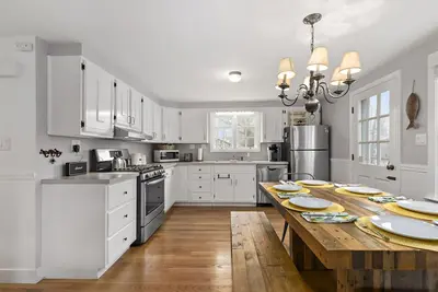 Image de New 2024 Hydrangea House - West Harwich Retreat