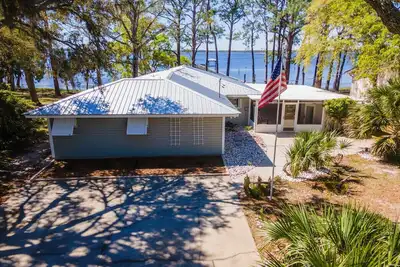 Image de Bayfront Property/ Ocean Views/ Boat Dock/ Kayak/Large Parking/ Dog Friendly