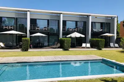 Image de Charming family friendly 3-bedroom golf house with pool in Troia, Portugal