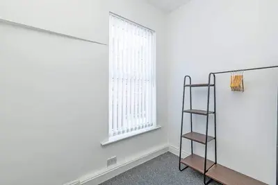 Liverpool 3 Bedroom Holiday Home