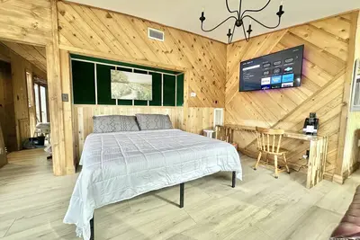 Image de Cozy 2-bedroom Rooftop apartment in charming Old Mill Village, Campobello