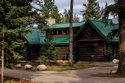 Image de 10-person Chalet 5 minutes from Jasper town