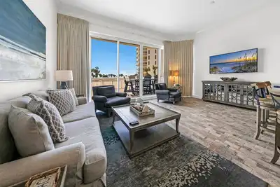 Image de Silver Shells St. Croix 206 | Massive Balcony, Gulf Views + Resort Access