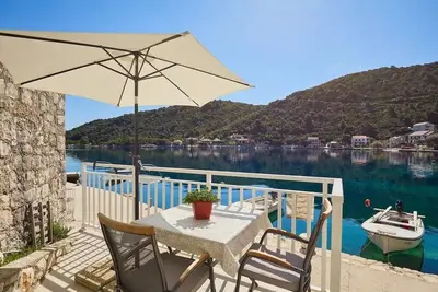 Image de Garçonnière prés de la plage Prozurska Luka, Mljet (As-22332-a)