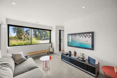 Image de Stylish Garden Suite by the Sea