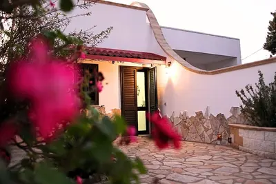 Villetta Lucia | Holiday Home in SalentoNature and Relaxation a stone's throw from the sea