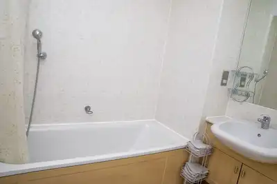 Image de Luxury Apartment with Secure Parking. Stone throw from Old Trafford!