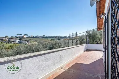 Image de An Enchanting and Discreet Place nestled in an Olive Grove just a stone's throw from Rome