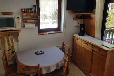 Image de Rez-de-chaussée, terrasse, parking, télévision, casier à ski, 30m², Châtel