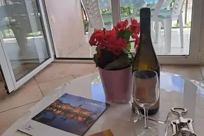 Image de Appartement de vacances Vodice pour 1 - 4 personnes avec 2 chambres à coucher - Logement de vacances