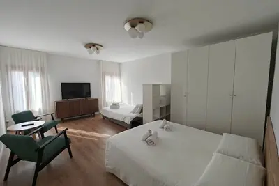 Image de A short walk from St. Mark's Square