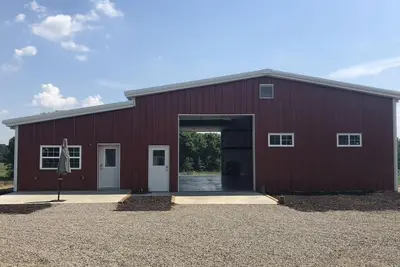 Image de Brand new private Barn apartment on 26 acre family farm.