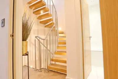 Image de Luxury New Build Apartment 5 Mins From City Centre - Pass the Keys