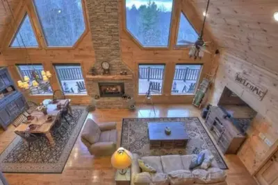 Image de North Georgia cabins for rent, Blueridge cabins for rent