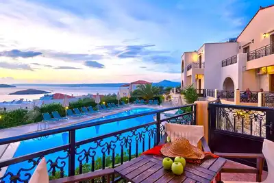 Image de Pegasos Maisonette, 2 Bd, 2 Ba, 350 meters from sandy beach