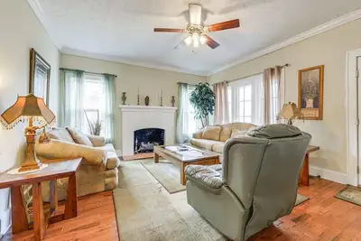 Image de Sanford Vacation Rental ~ 1 Mi to Downtown!