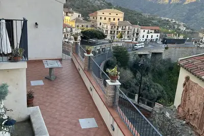 Image de Gambino HouseStructure 30 Mt from the Bar featured in the famous movie The Godfather