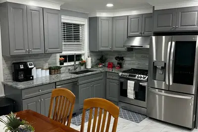 Cute North End Retreat