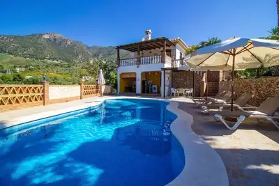 Image de Frigiliana Getaway: 3-Bedroom Villa with Private Pool and Stunning Views