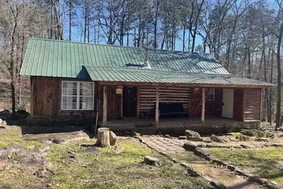 Image de Family Cabin Loft Style in a country atmosphere on the lakeside.