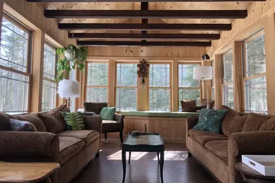 Euro-style Woodland Retreat - Great Northen Tea Haus