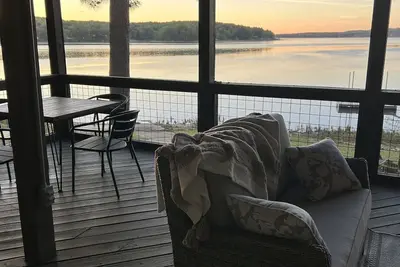 Image de Beautiful Lake Wateree views with boat ramp, and large outdoor living areas