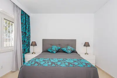 Image de Joli appartement pour 5 personnes avec Wifi, climatisation, Tv et terrasse