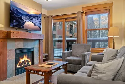Image de River Run 2bd Condo - Walk to Ski-Lift