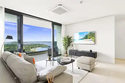 Image de B-1702 2 chambres avec vue mer