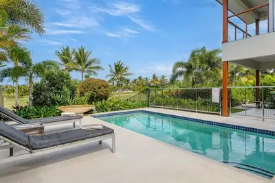 Image de Fairway Breeze | A Tropical Oasis with Heated Pool