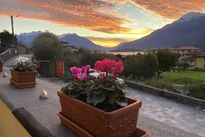 Image de Casa Carmen è un Grazioso Appartamento a Pochi Passi Dalle Rive del Lago di Como