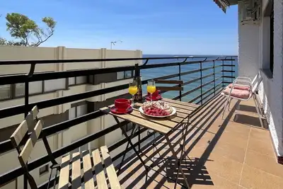 Image de Mediterraneo 508. Fantastic Studio on the Beachfront with Sea Views.