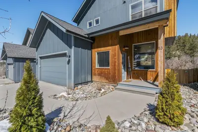 Image de Pet Friendly, Central A/C, 5 Minutes to Downtown!