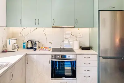 Image de Newly Built House Steps from the Beach: Everything Within Walking Distance!