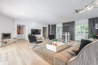 Image de «encantadora Villa con Piscina y Jardín»