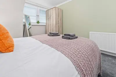 Central Gretna Luxury 4 bed